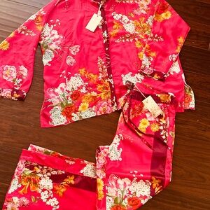 Johnny Was Silk Top & Pants Set – NWT – Size L Top / M Pants